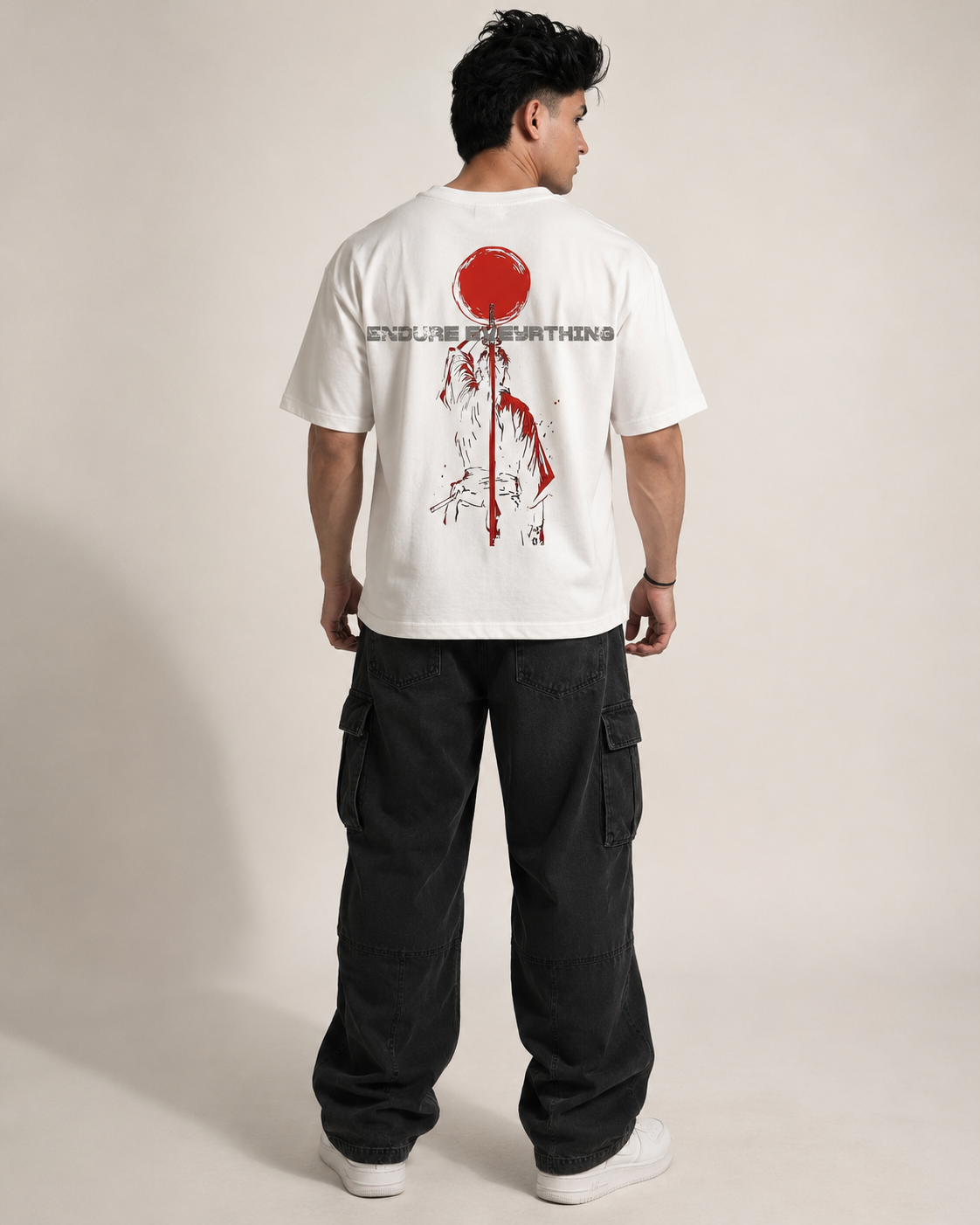 Endure Everything Off White  Tshirt